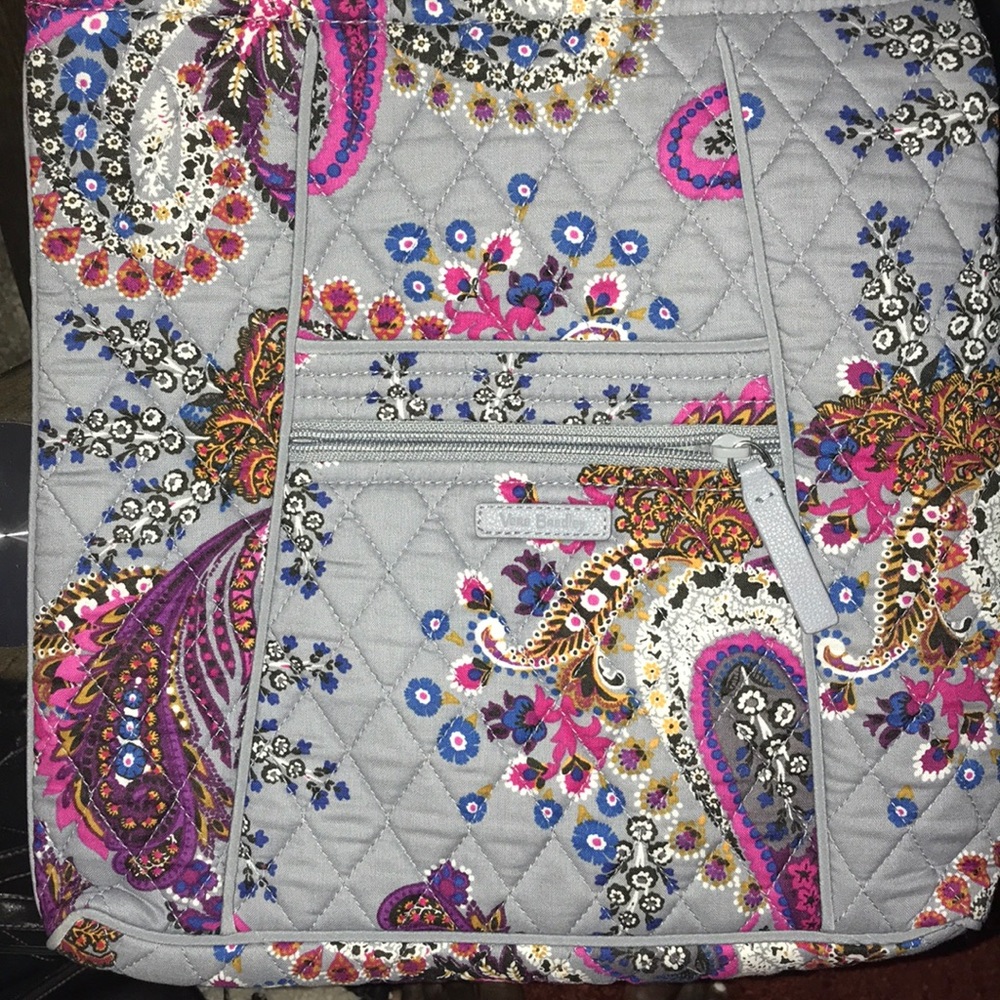 Vet nice Vera Bradley